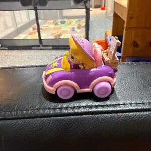 Disney Doorables FIGURE & VEHICLE Road Trip Rapunzel Super Rare Series 8